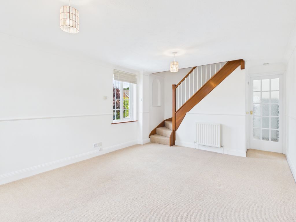 Property photo 3 of 11 Photo 12
