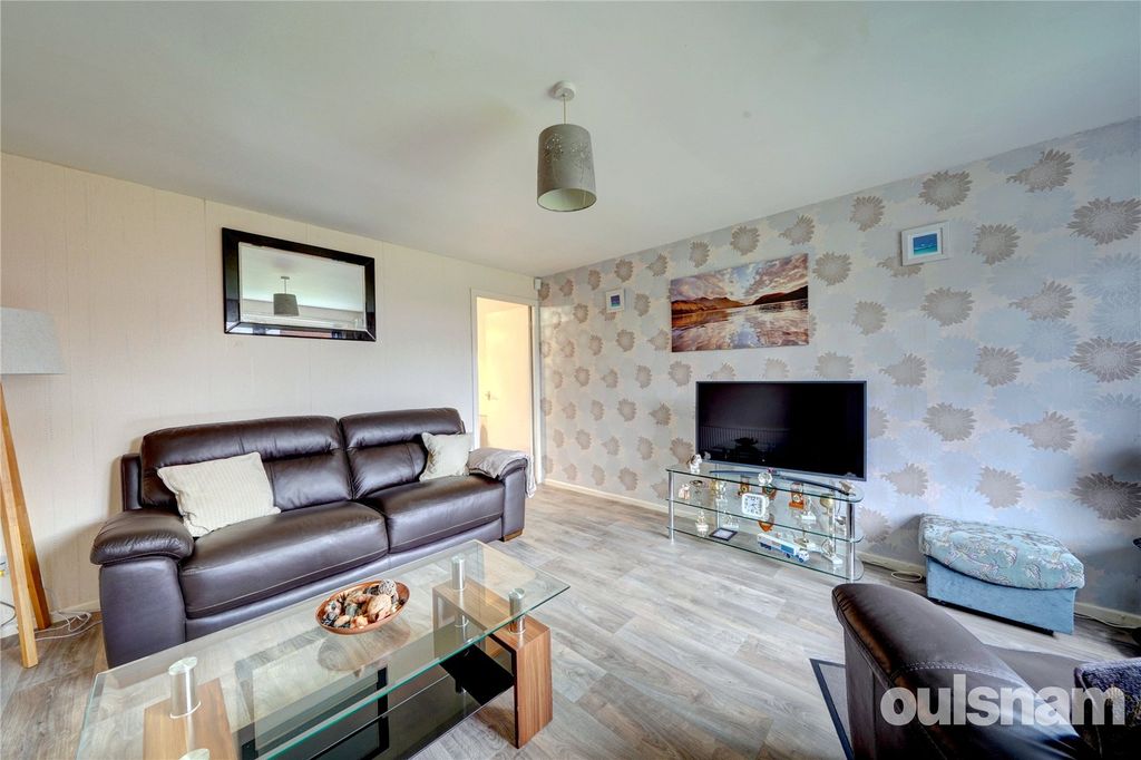 Property photo 2 of 16 Picture No. 14