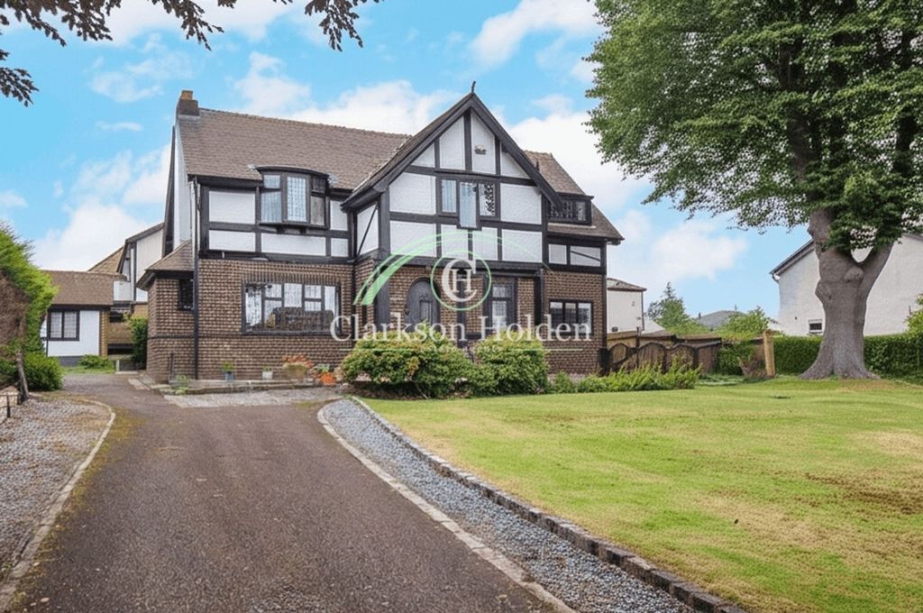 Property photo 1 of 37