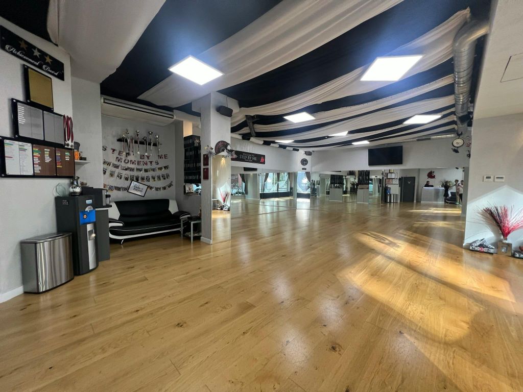 Property photo 2 of 7 Img_2169.Jpeg