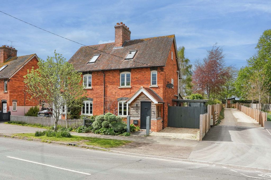 Property photo 1 of 37