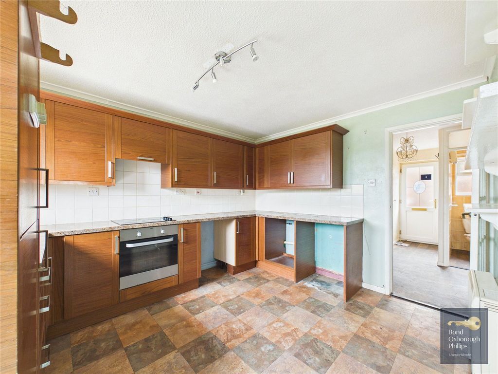 Property photo 3 of 19 Picture No. 13