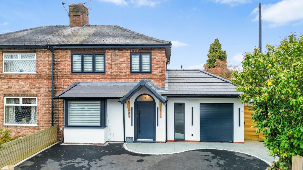 Property photo 1 of 35