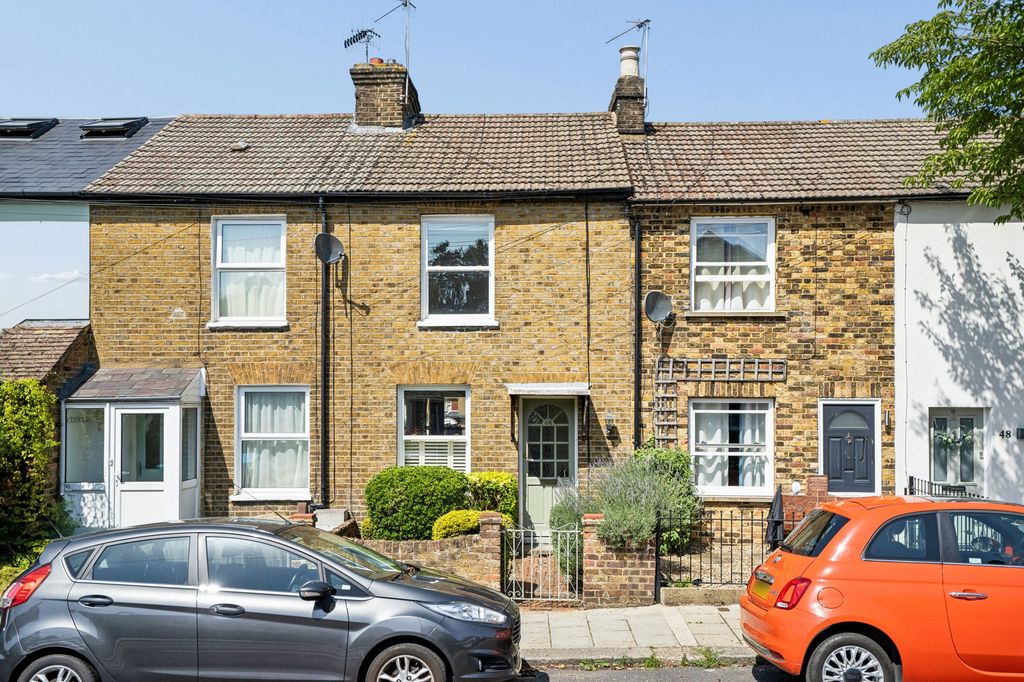Property photo 1 of 12