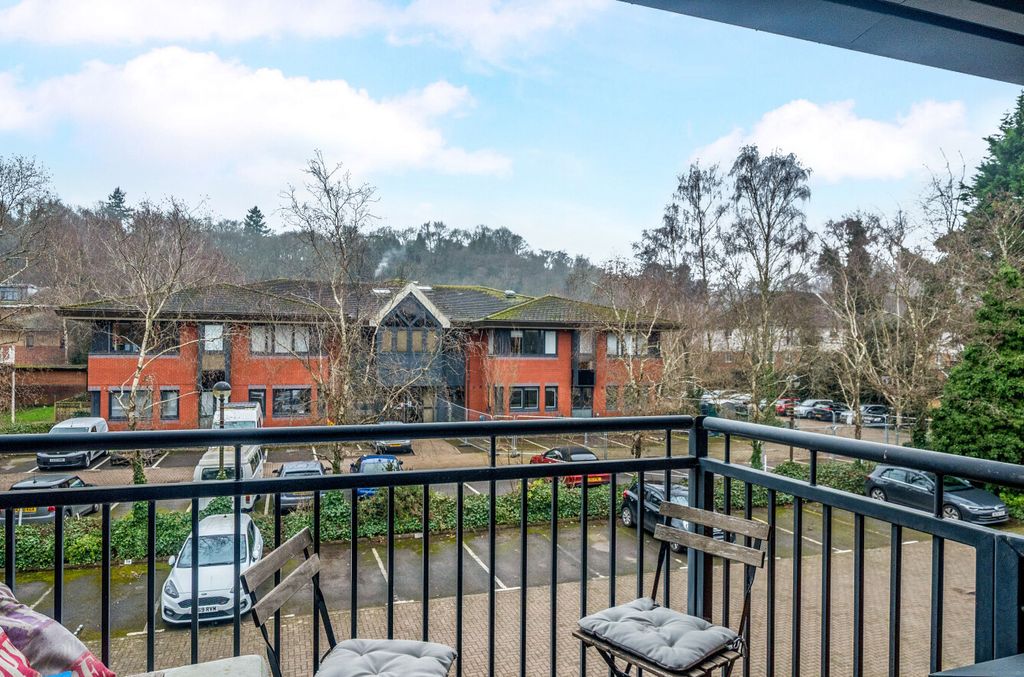 Property photo 3 of 25 1400901-9-69773F0...