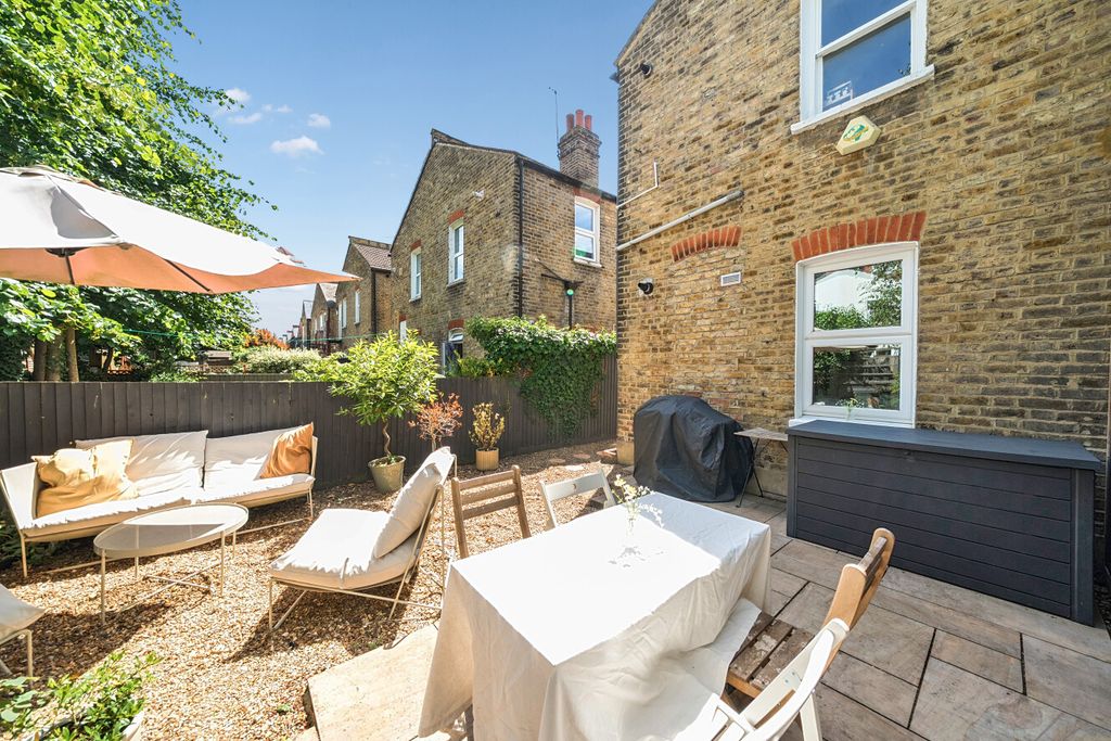 Property photo 3 of 12 1479414-19-6A3158...