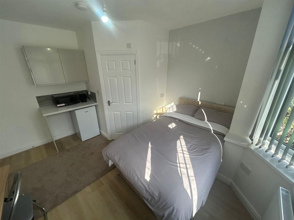 Property photo 3 of 6 Img-20260408-Wa0011.Jpg