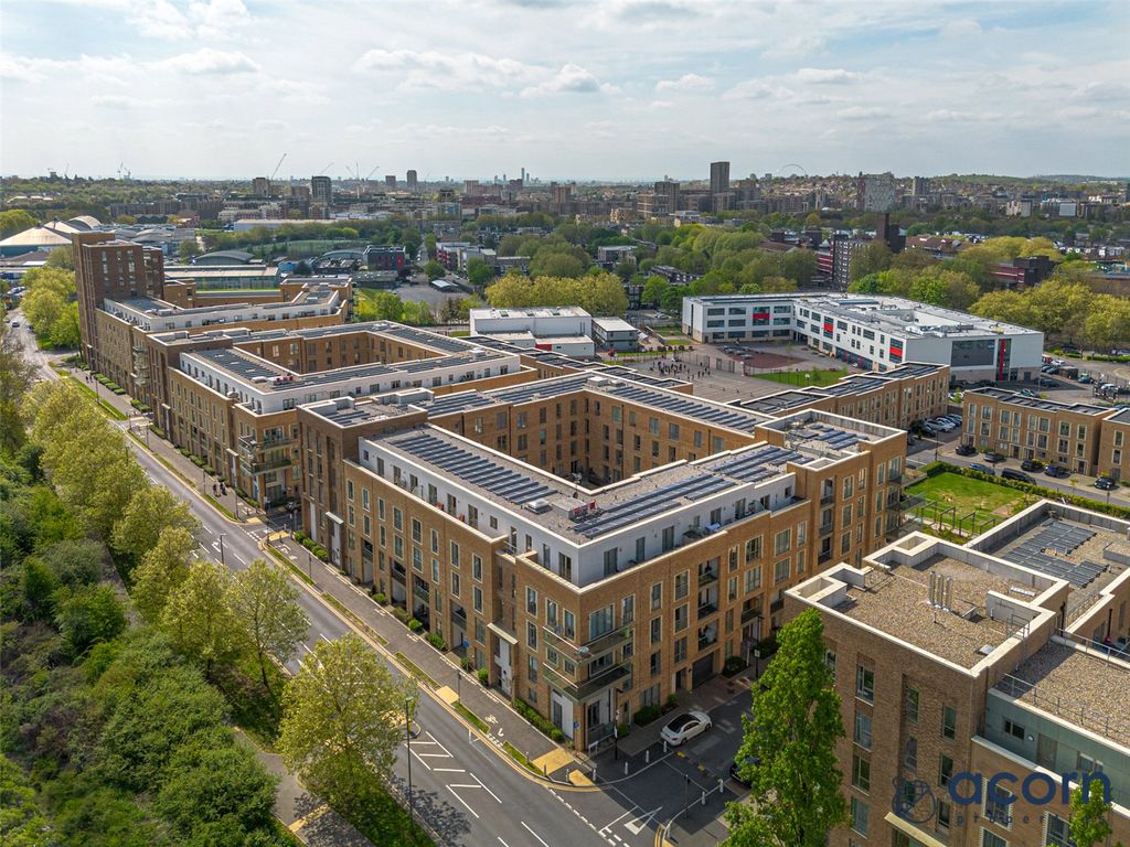 Property photo 1 of 22 Picture No. 04