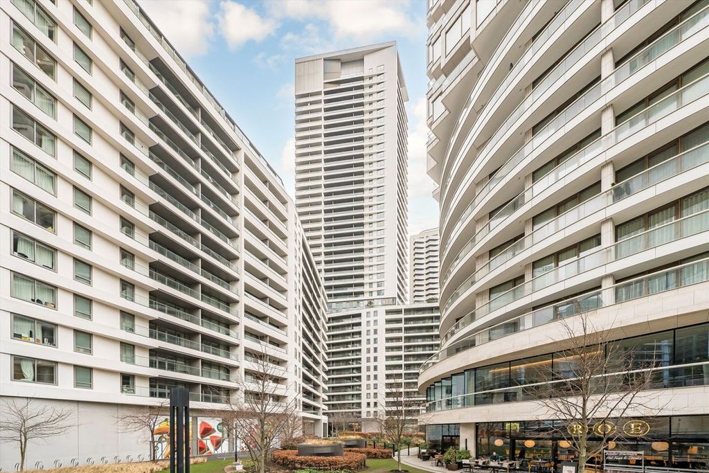 Property photo 1 of 2