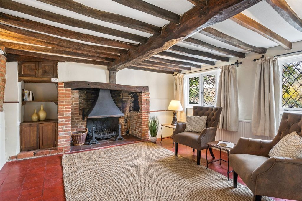 Property photo 3 of 24 Sitting Room