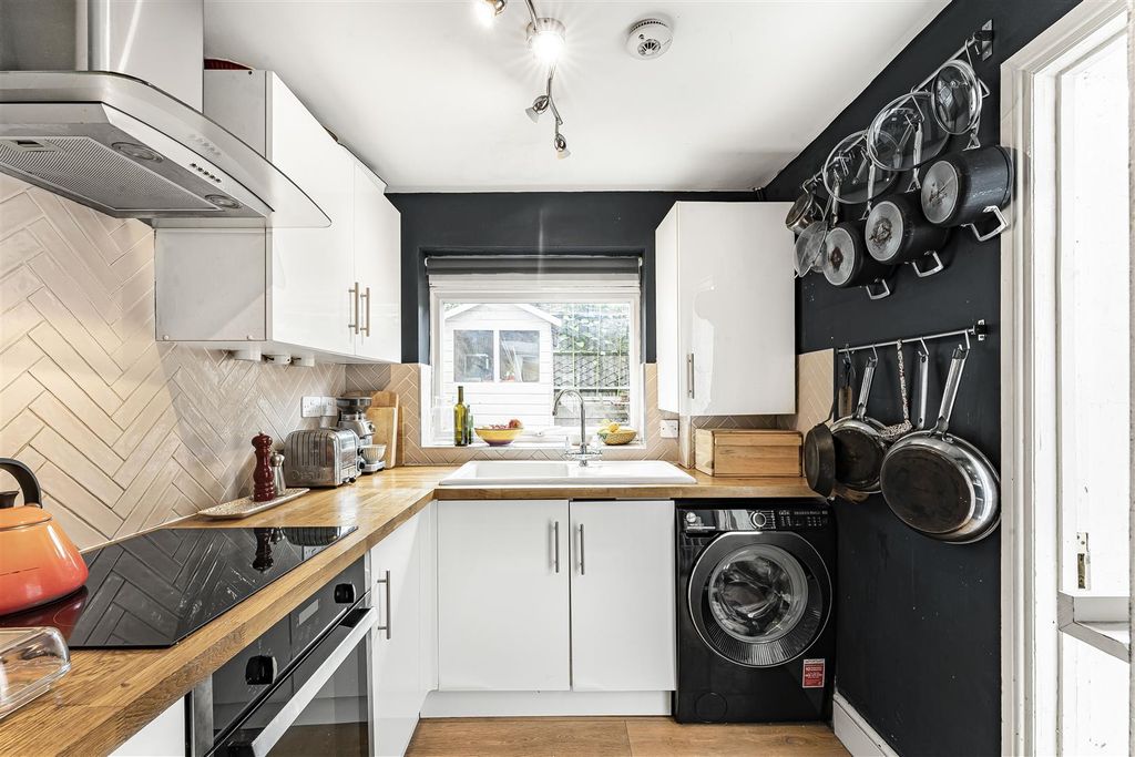 Property photo 3 of 25 3