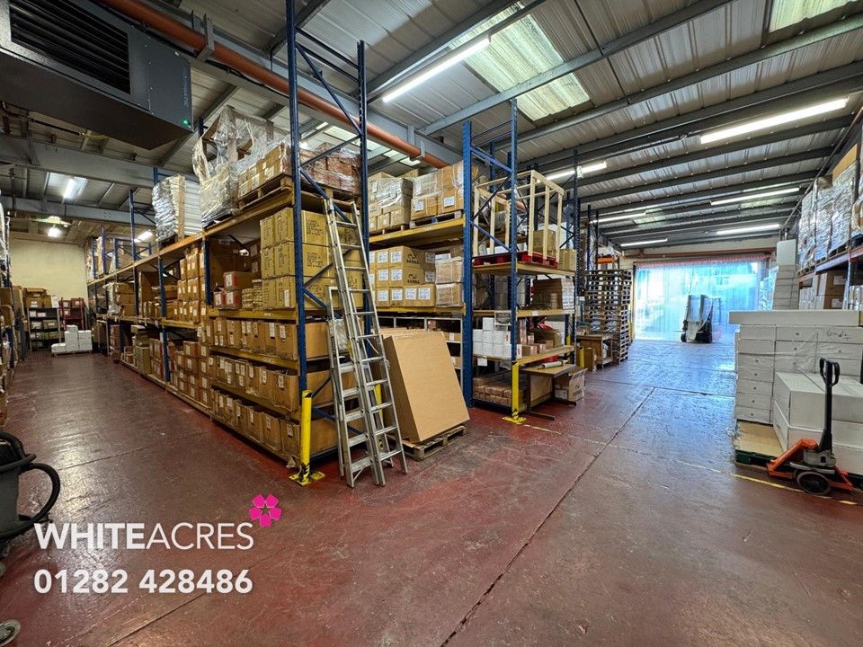 Property photo 3 of 9 Photo 6