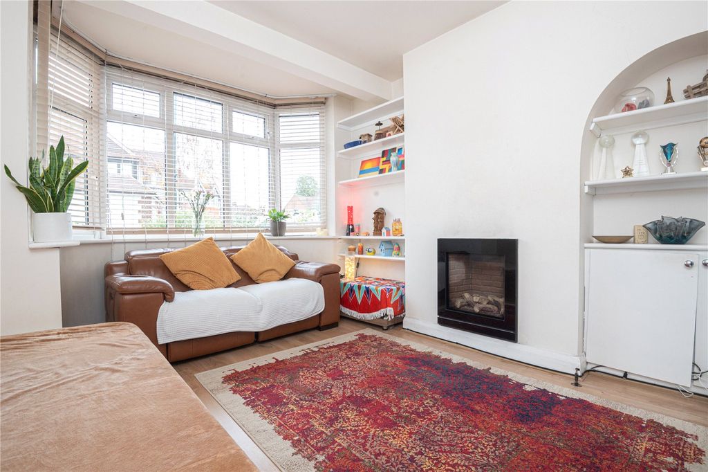 Property photo 2 of 18 Picture No. 2