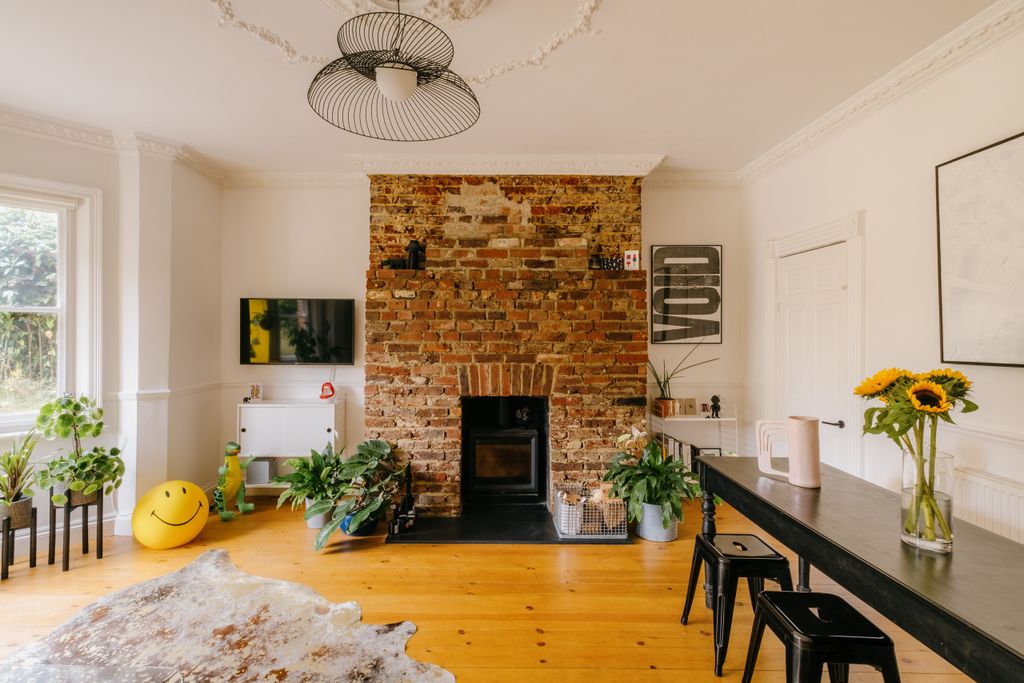Property photo 3 of 23 Croft-Stleonards-Pevenseyroad-Interior