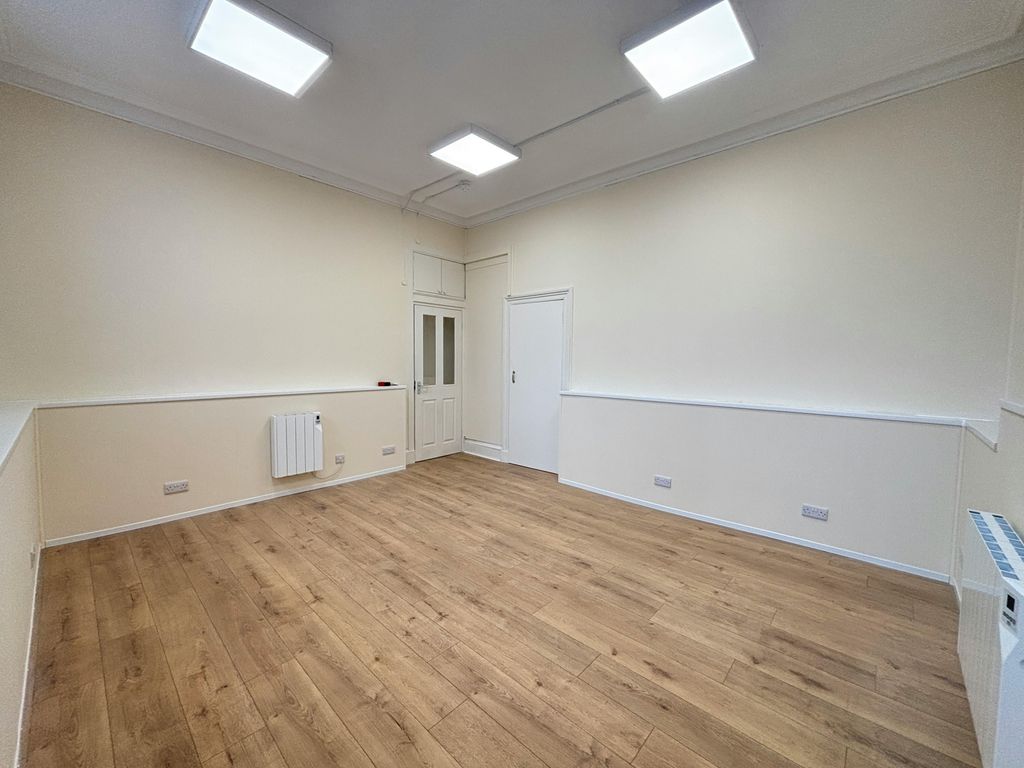 Property photo 2 of 9 Img_0068.Jpg