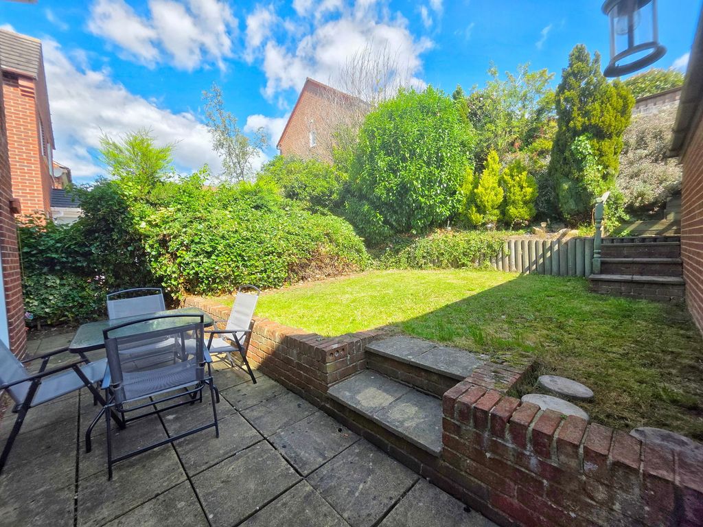 Property photo 2 of 22