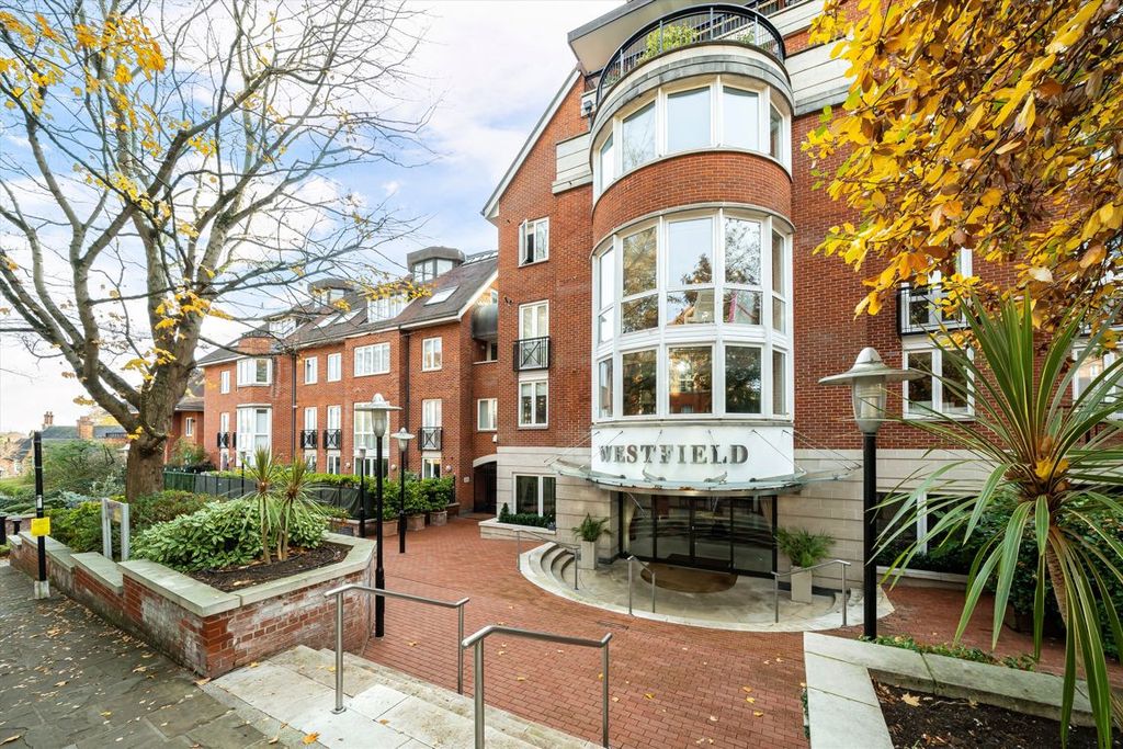 Property photo 1 of 9