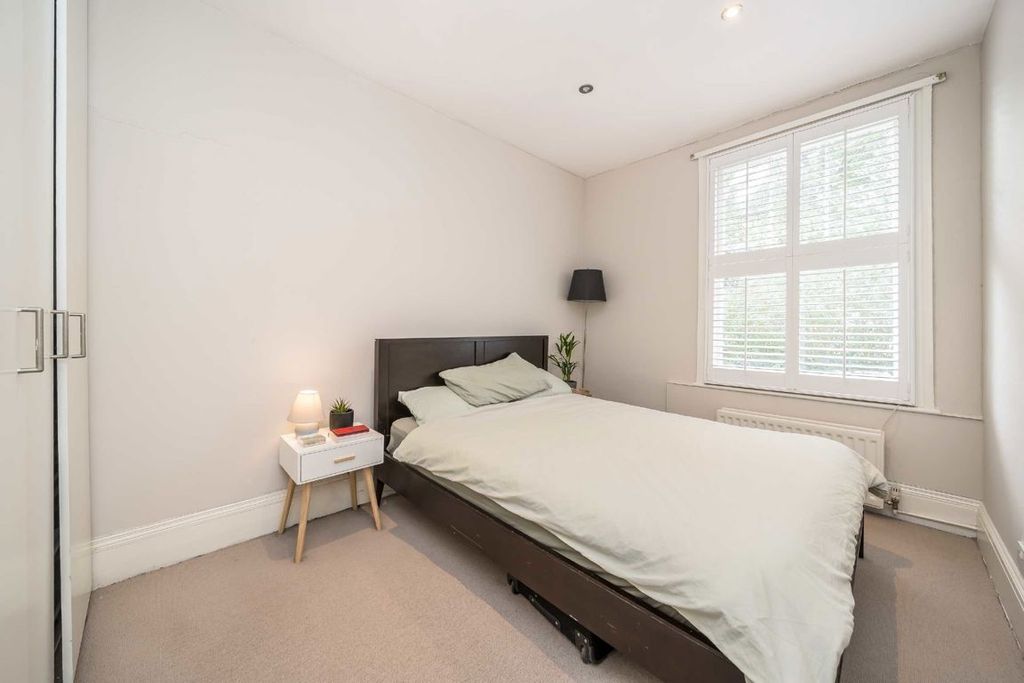 Property photo 3 of 9