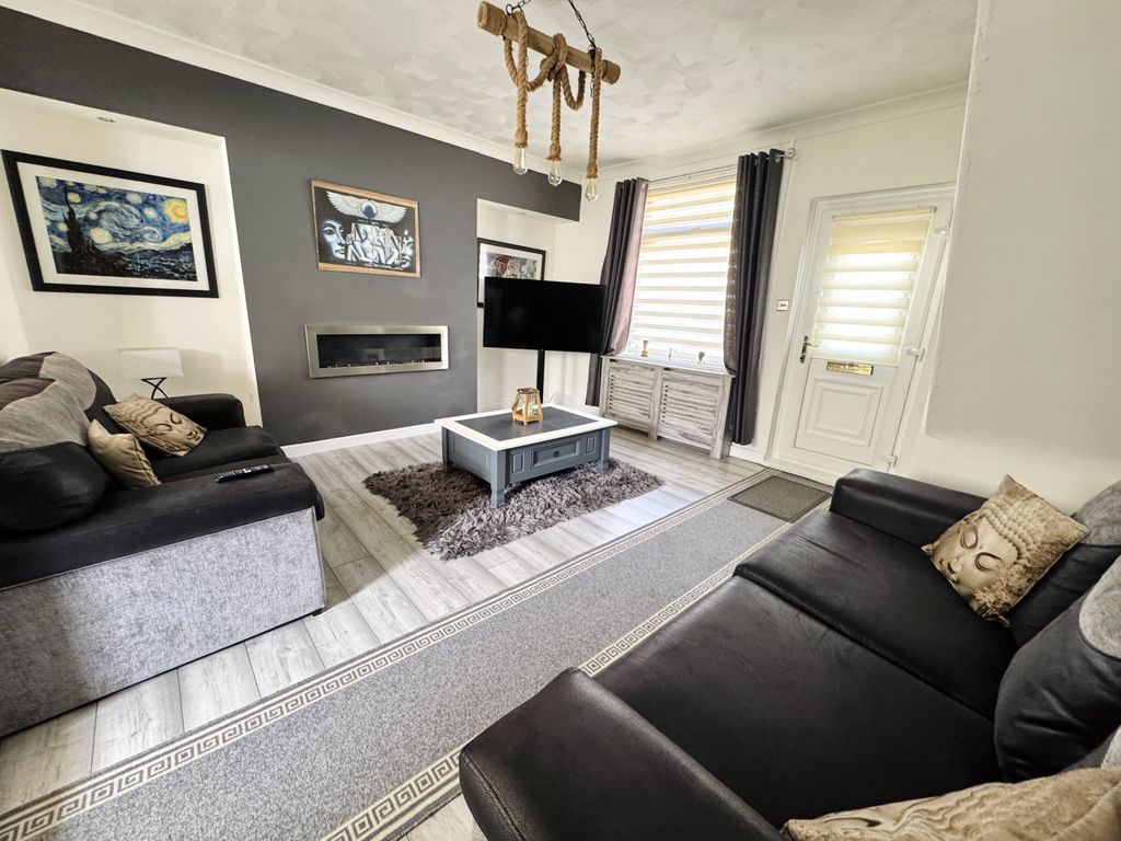 Property photo 2 of 15 Img_4066