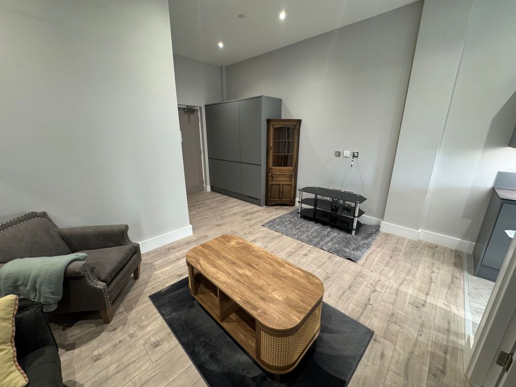 Property photo 2 of 16 Image