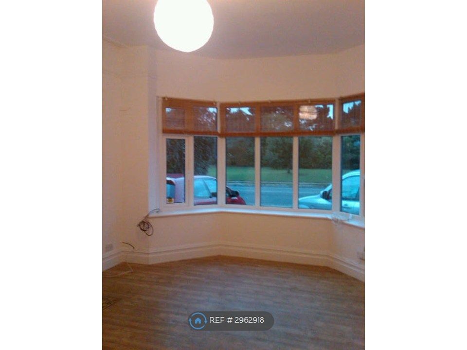 Property photo 2 of 10 Large Bay Window Lounge With Original Fire Place