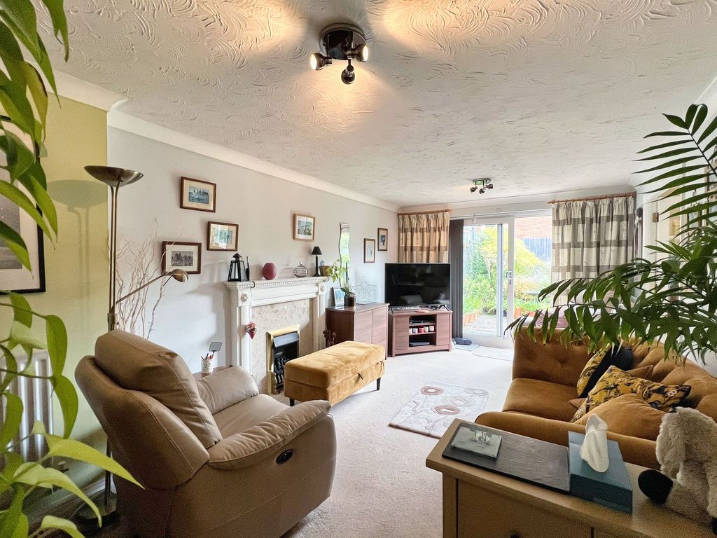 Property photo 3 of 24