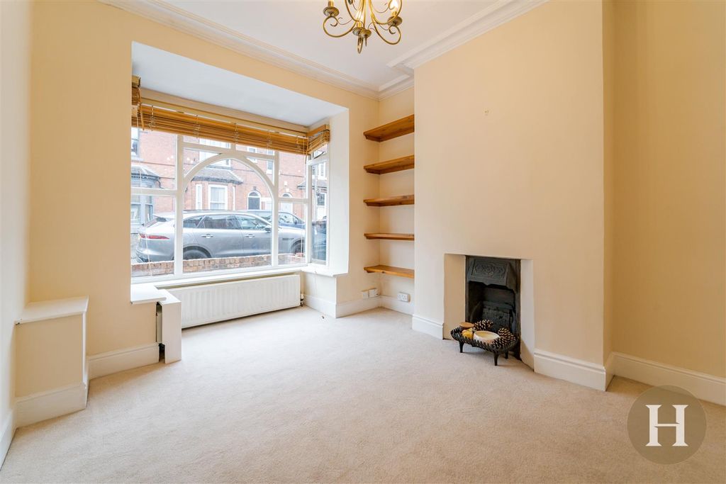 Property photo 2 of 29 Hadleigh Estate Agents-19.Jpg
