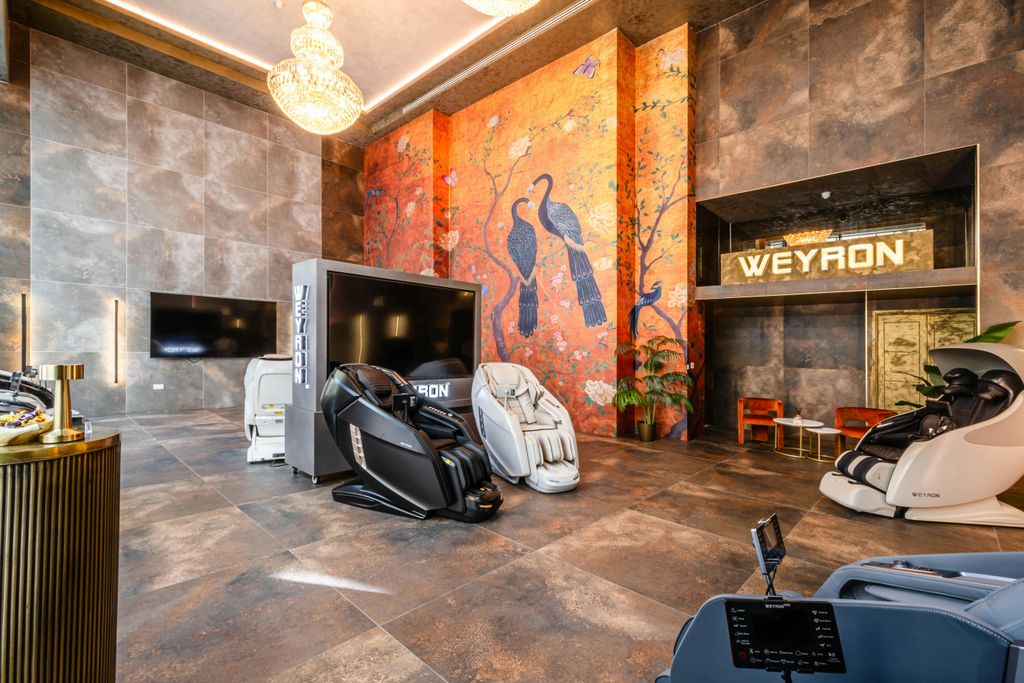 Property photo 3 of 14 Royal Wharf 3.02 - Low Res 9.Jpg