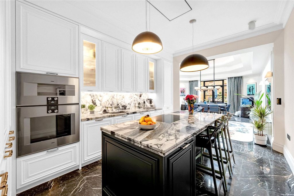 Property photo 2 of 26 Kitchen