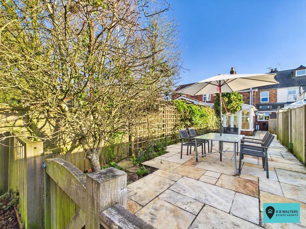 Property photo 3 of 17 Garden