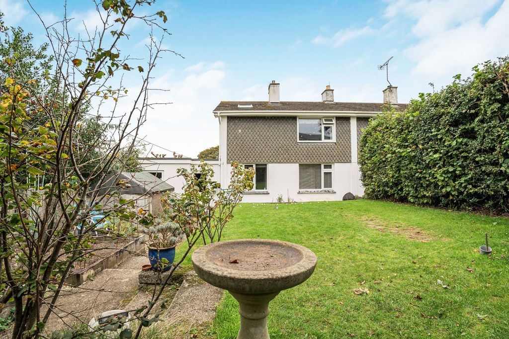 Property photo 2 of 29