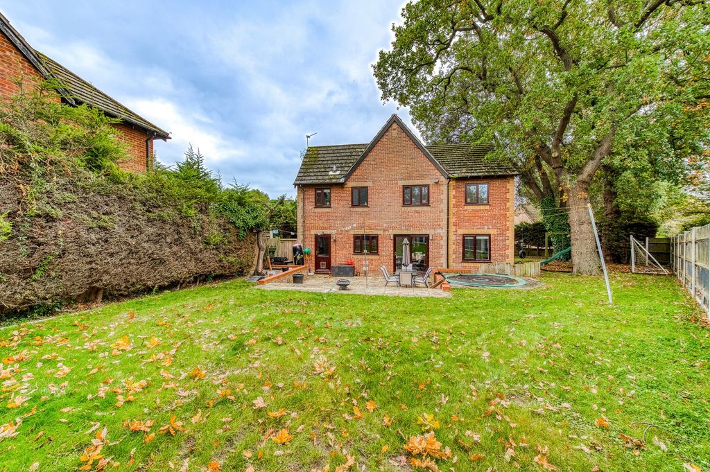 Property photo 1 of 23