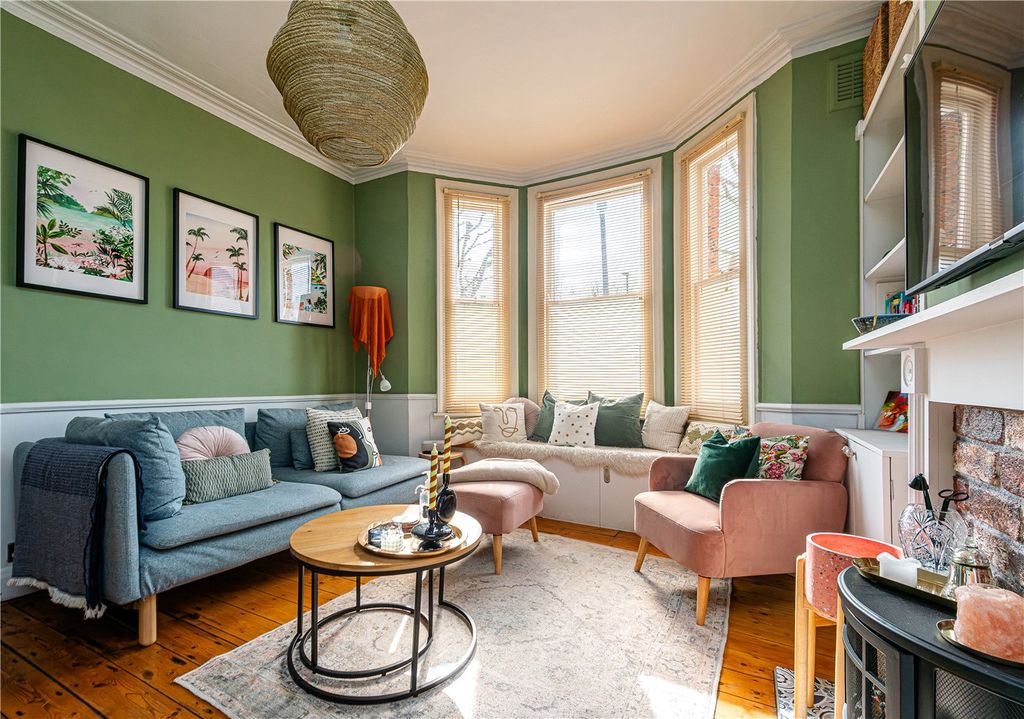 Property photo 3 of 18 Picture No. 02