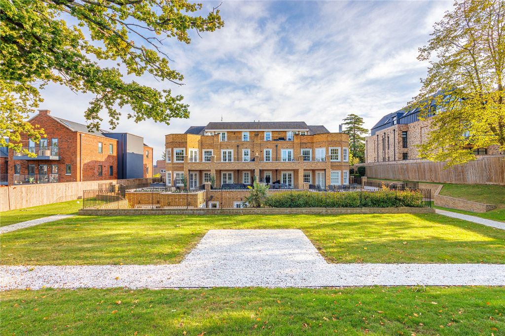 Property photo 1 of 34 Picture No. 46