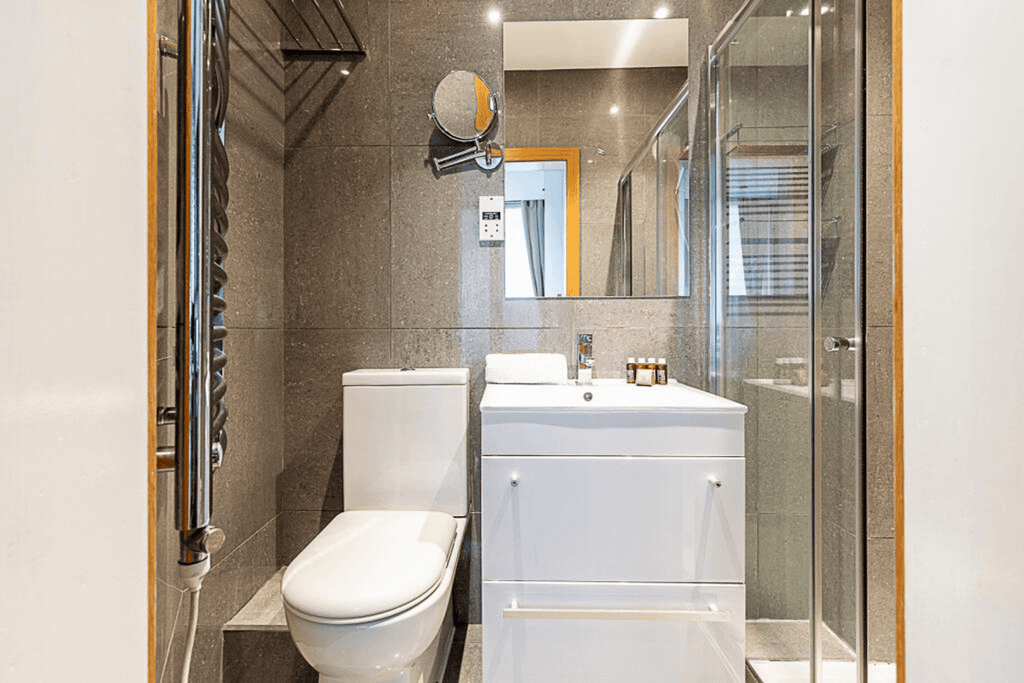 Property photo 3 of 30