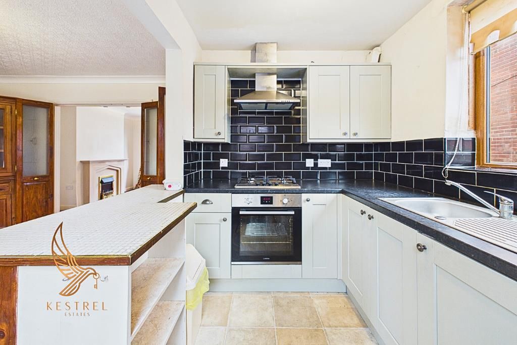 Property photo 3 of 19 26.Png