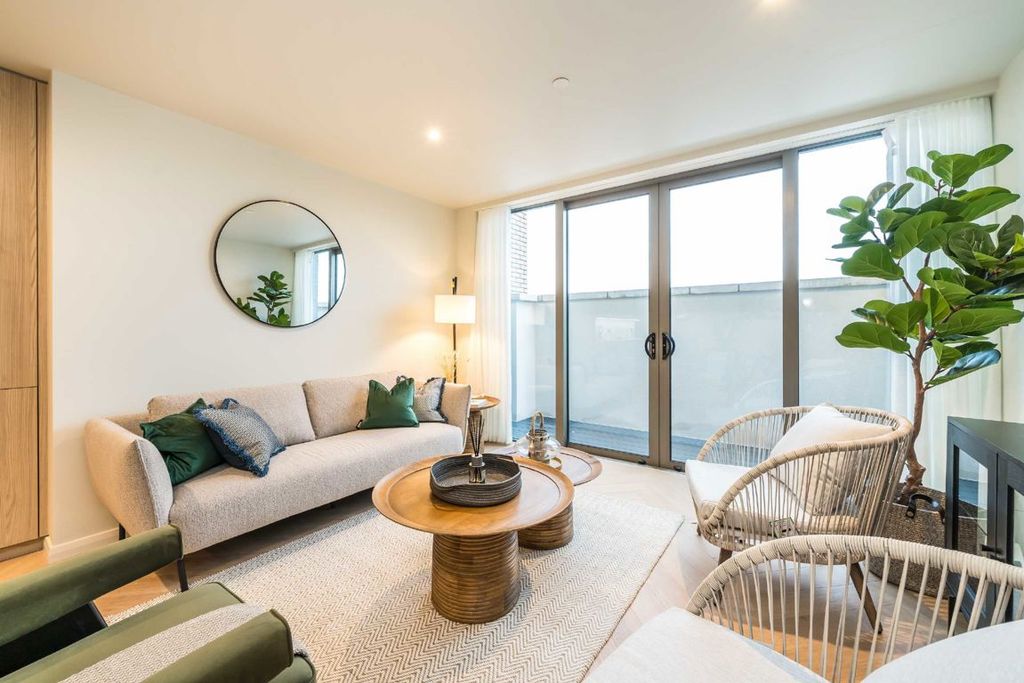 Property photo 2 of 4