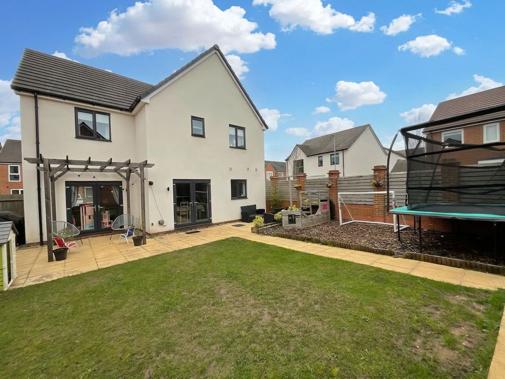 Property photo 1 of 30