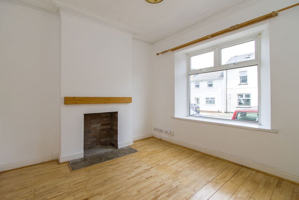 Property photo 2 of 17 Photo 2