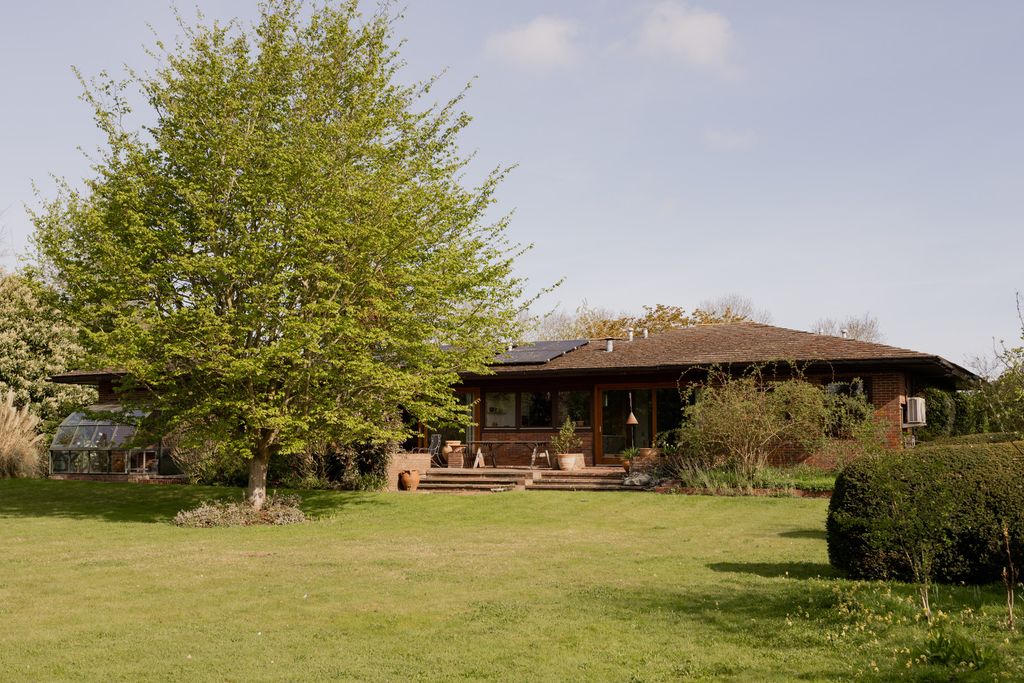 Property photo 2 of 33 338268 - 37 Bridle Way, Grantchester-1.Jpg
