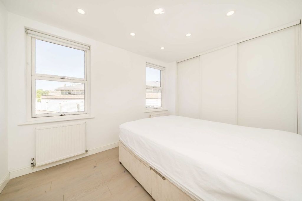 Additional image 5 of 2 bed flat for saleHigh Street, Hampton TW12