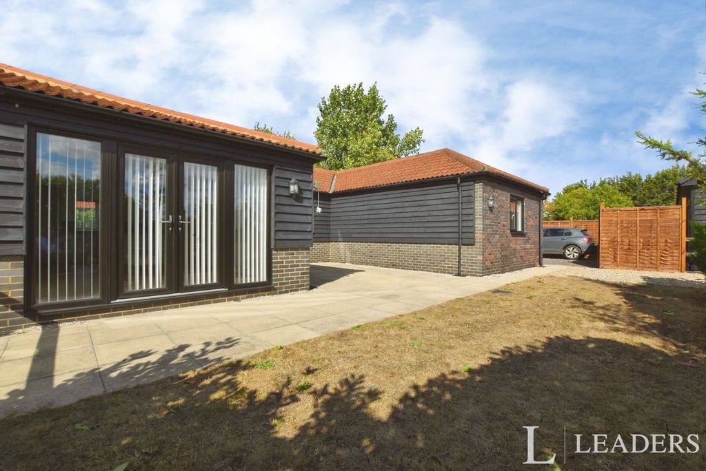 Property photo 1 of 20 Pbox-Img.Jpg
