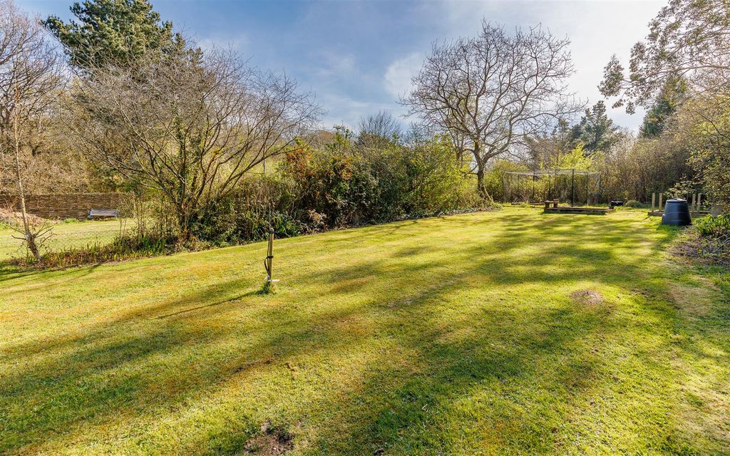 Property photo 2 of 26