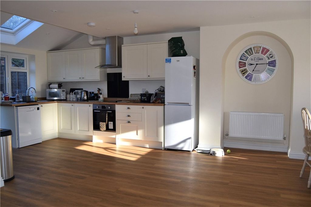 Property photo 3 of 9 Picture No. 02