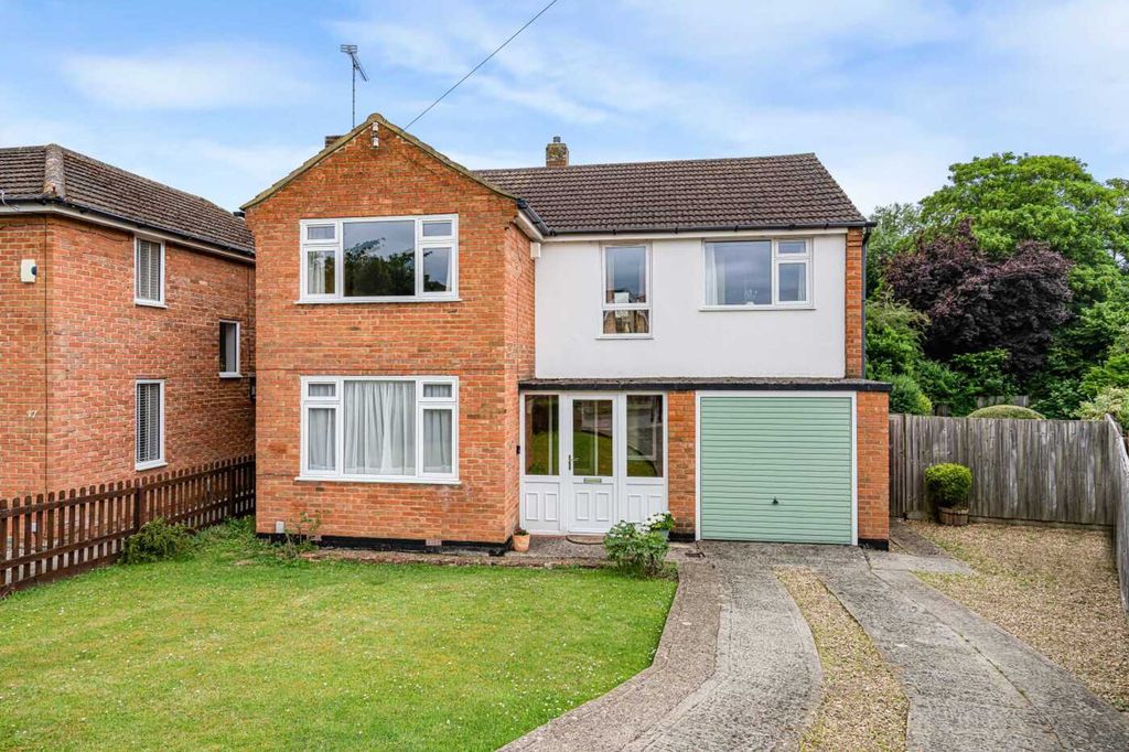 Property photo 1 of 16