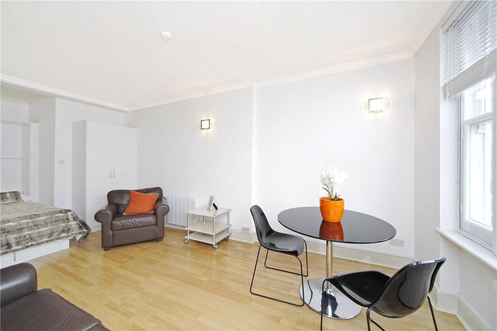 Property photo 2 of 5 Picture No. 04