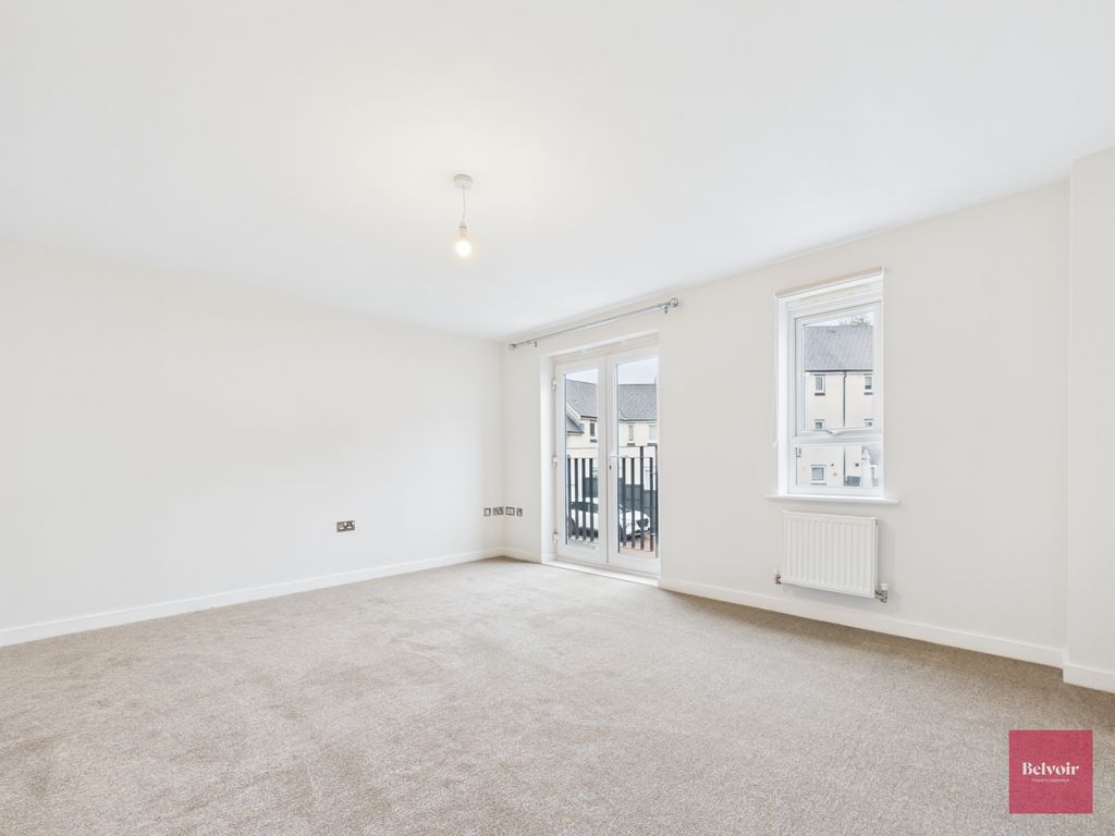 Property photo 3 of 28