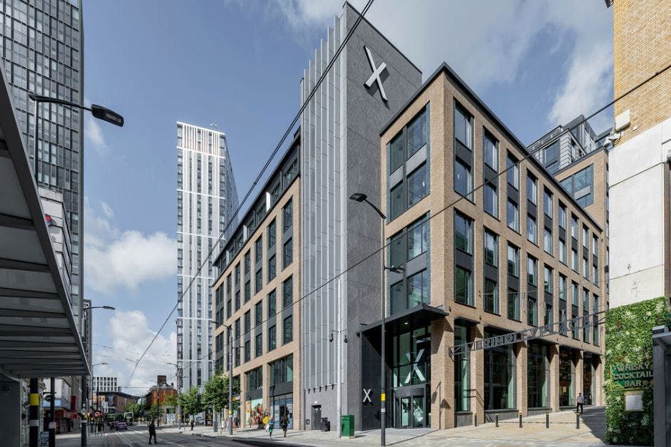 Property photo 1 of 12 1 10 Brindleyplace Birmingham  Main.Jpg