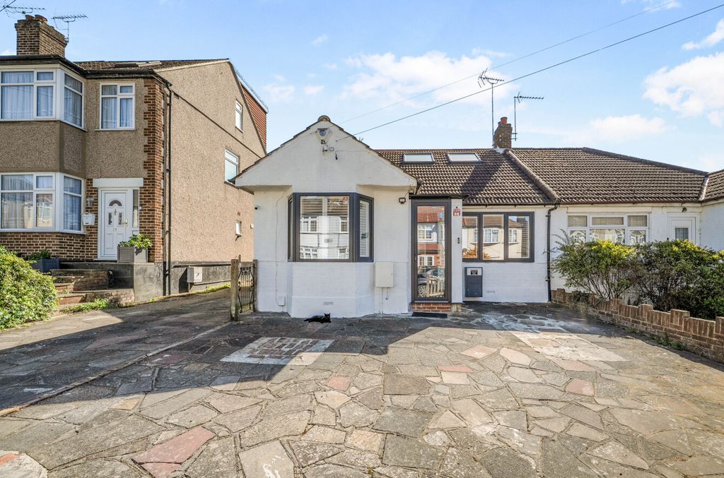 Property photo 1 of 20 1438799-1-69d536d...