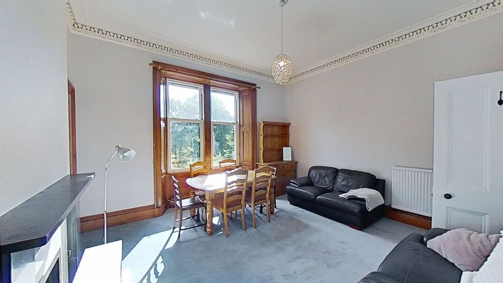Property photo 3 of 15 Picture No. 12